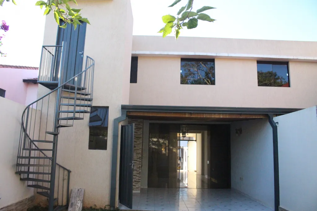 Vendo Hermoso Duplex a estrenar Zona Canal 13 — foto 2
