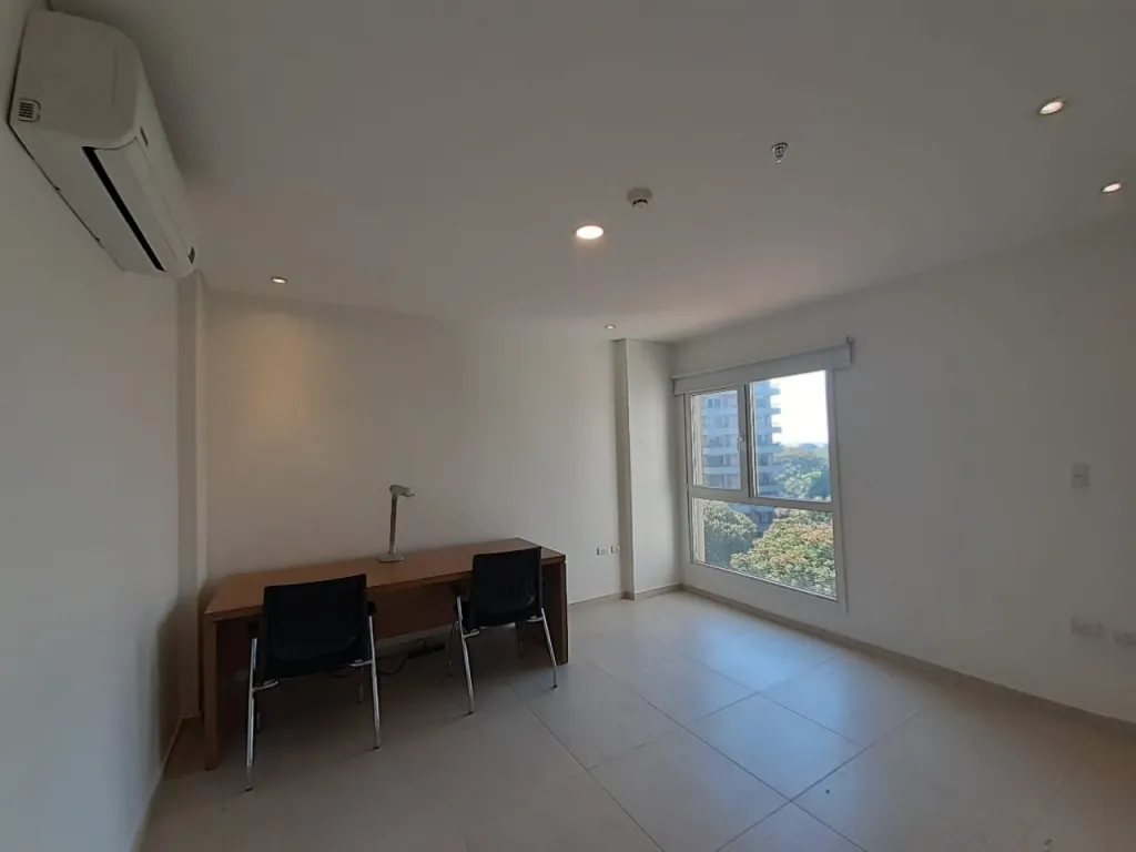 ALQUILO DEPARTAMENTO ZONA SANTA TERESA A PASOS DE PASEO LA GALERIA — foto 3