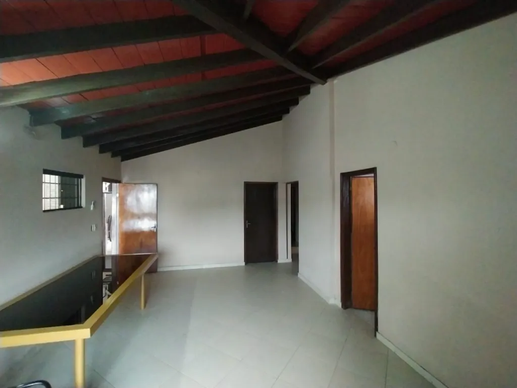 REMATO HERMOSA RESIDENCIA EN LUQUE. Y5441. — foto 2
