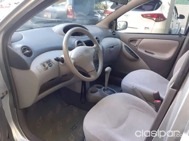 Toyota Platz 2002 — foto 7