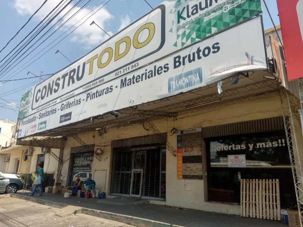 AVDA. EUSEBIO AYALA: 406 M2, SHOWRROM + DEPOSITOS + OFICINAS – 11.000.000 GS. — foto 2