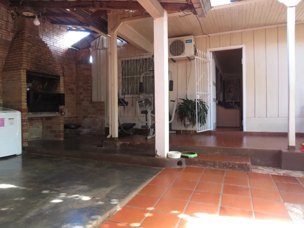 VENDO HERMOSA CASA TITULADA EN PDTE FRANCO CENTRO — foto 3