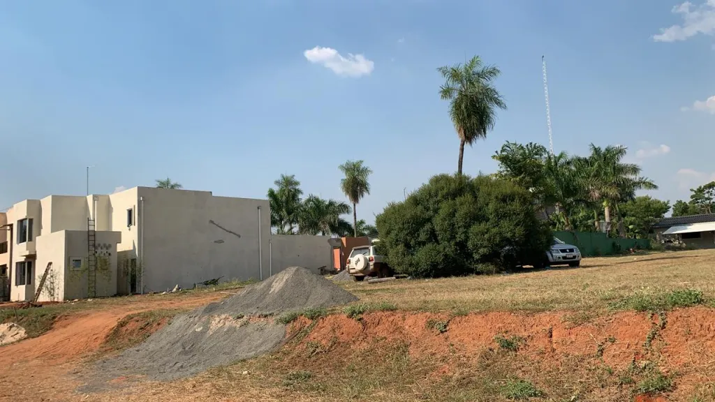 Terrenos en venta en Luque — foto 2