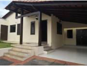 Alquilamos hermosa casa en impecable estado en la zona más residencial de Luque