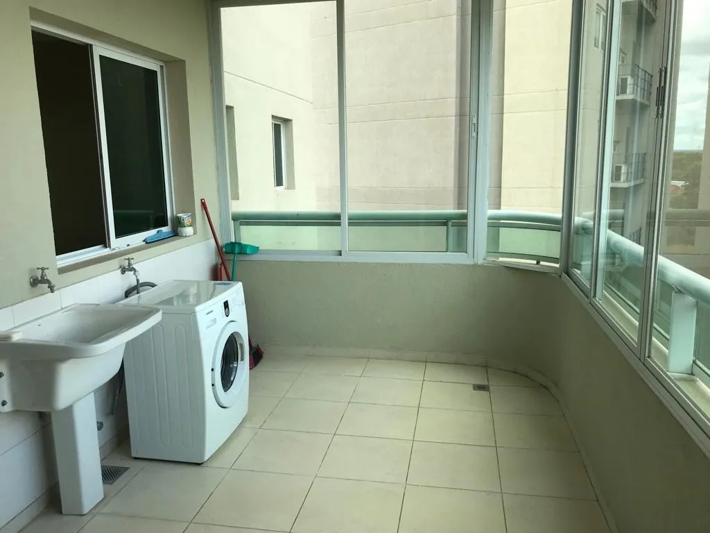 VENDO AMPLIO DEPARTAMENTO EN EDIFICIO MARTINICA SOBRE SANTA TERESA — foto 2