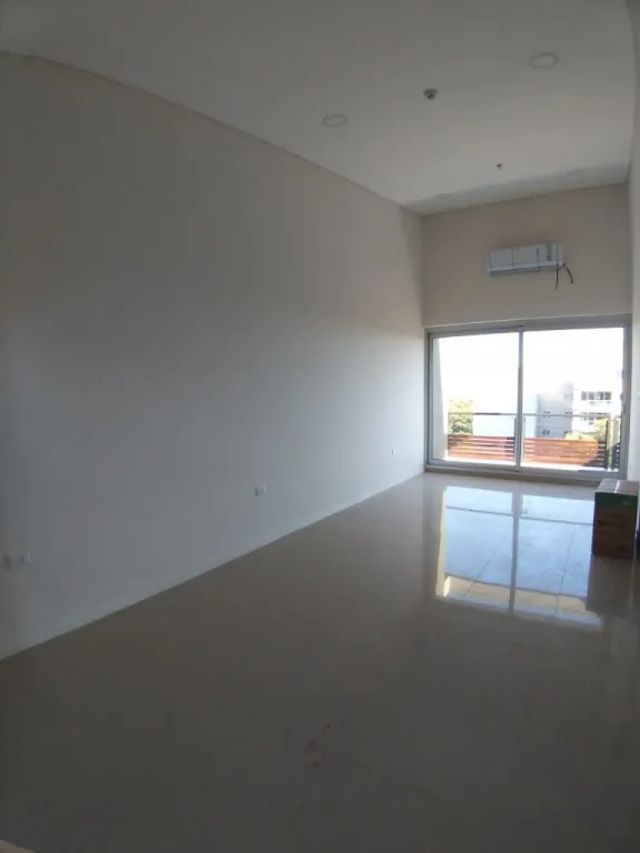 VENTA DE DEPARTAMENTO EN EL EDIFICIO START – VILLA MORRA. — foto 3