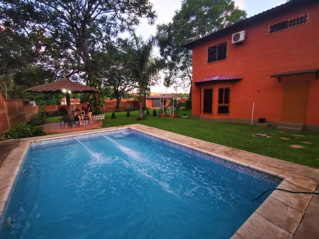 Vendo Casa con patio grande en MRA — foto 2