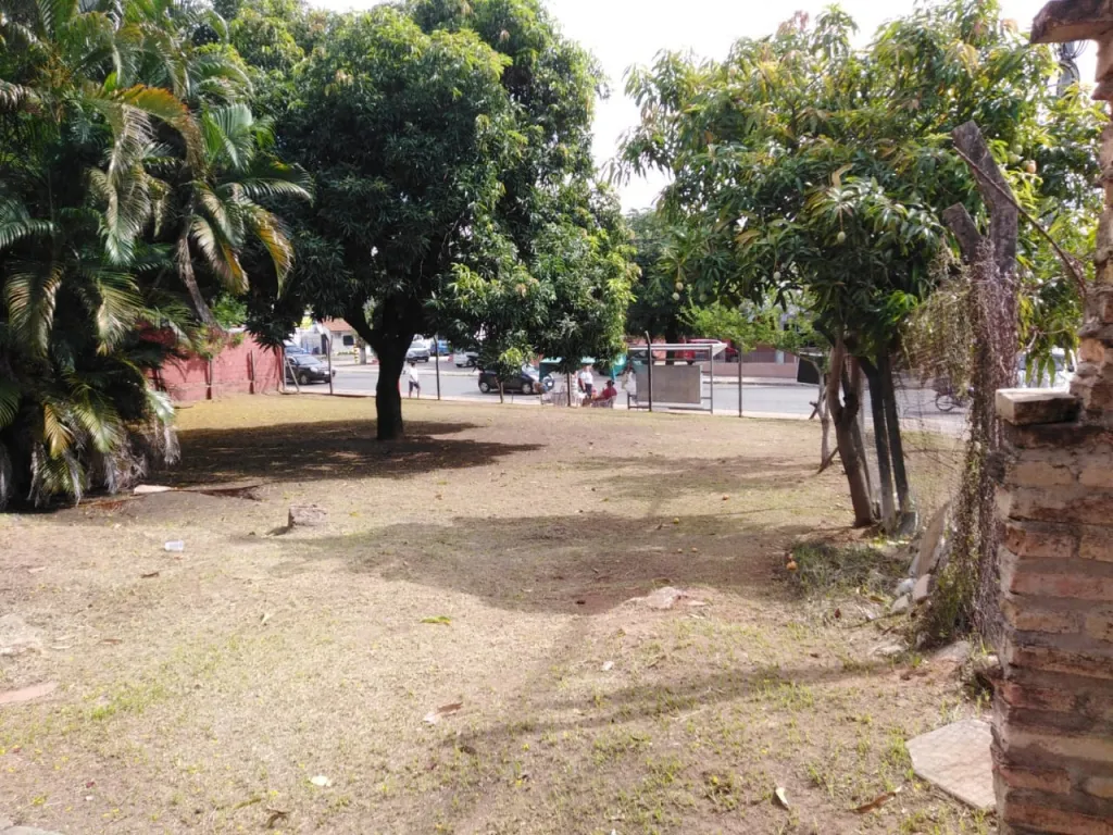 VENDO TERRENO SOBRE SANTA TERESA EN ESQUINA — foto 2