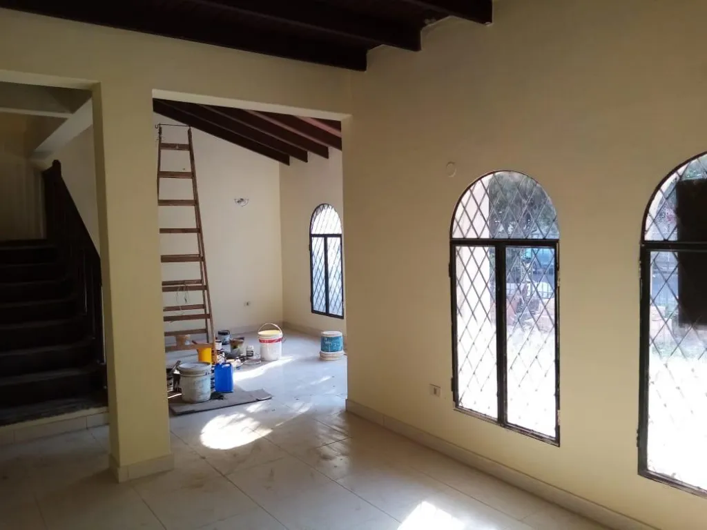 Vendo casa tipo duplex en barrio Nazareth — foto 2