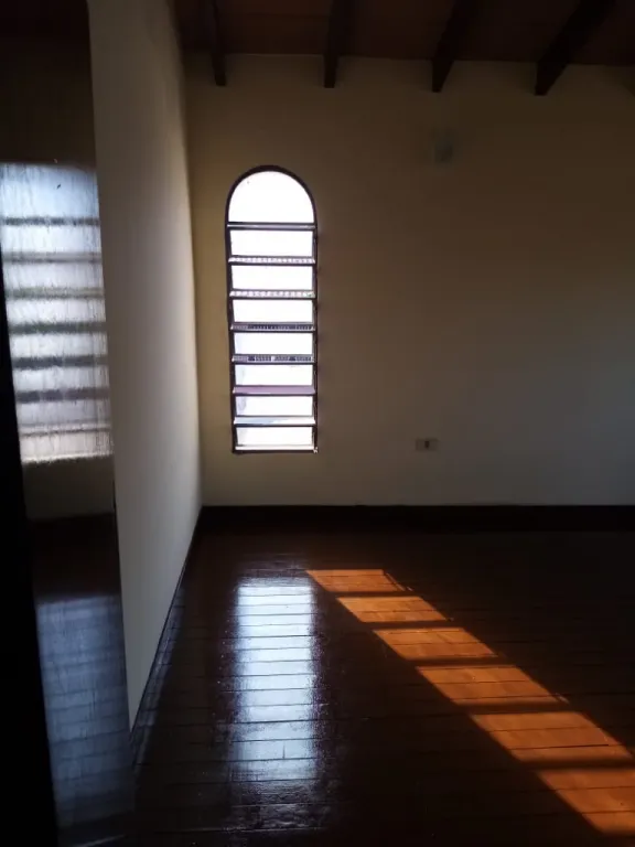 Vendo casa tipo duplex en barrio Nazareth — foto 3
