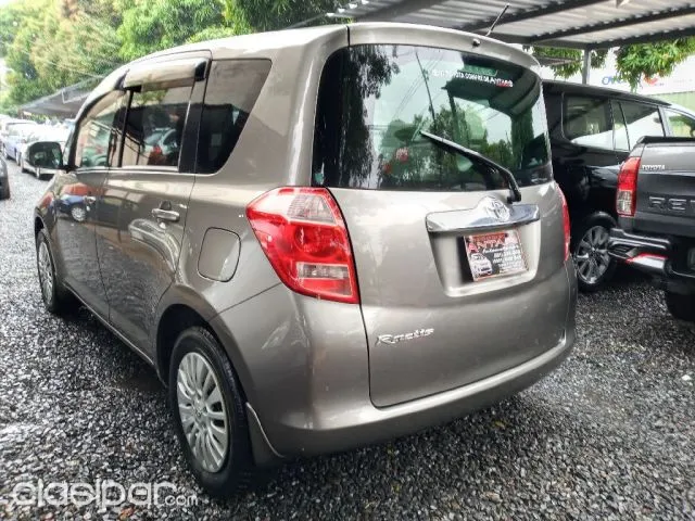 Toyota Ractis 2005 — foto 5