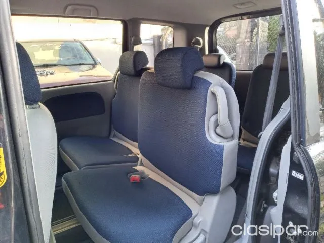 Toyota Sienta 2003 - foto 8