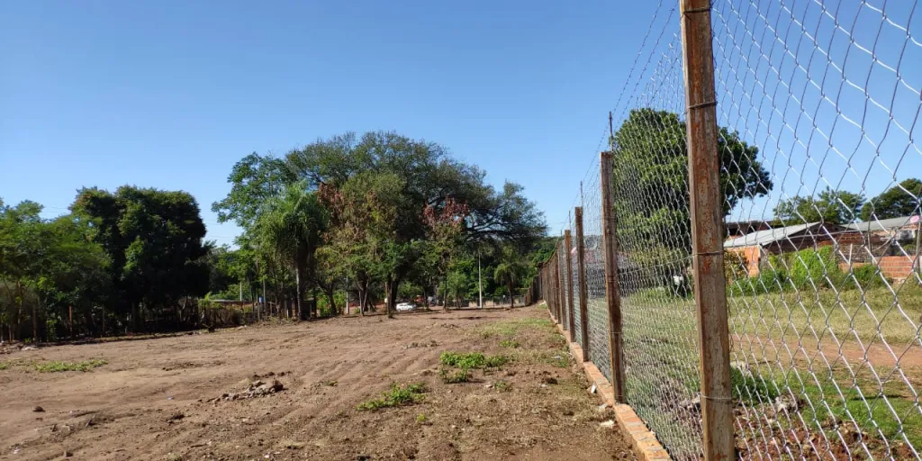 Terreno sobre la Avda Defensores del Chaco-Lambare — foto 3