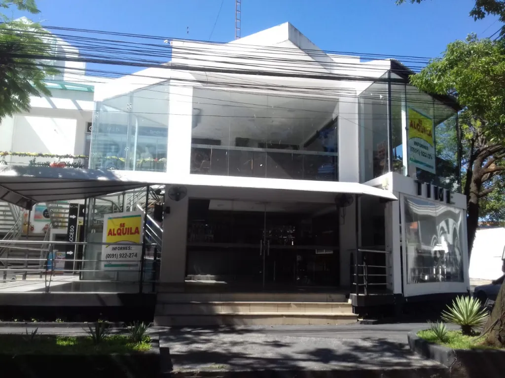 ALQUILAMOS Local EN VILLA MORRA ZONA SHOPPING — foto 3