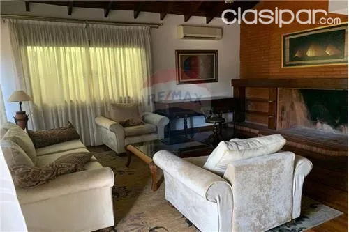 Alquilo Casa en Encarnacion centro — foto 2