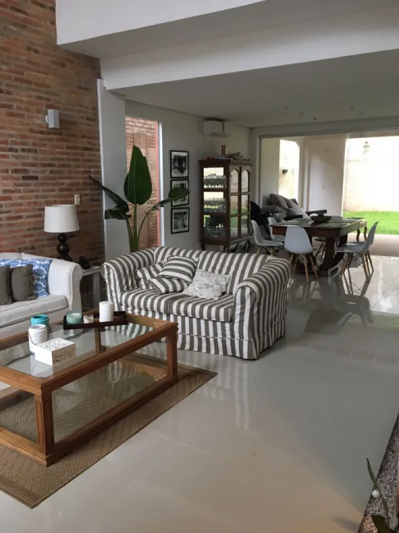 VENDO CASA ESTILO MINIMALISTA EN LUQUE — foto 3