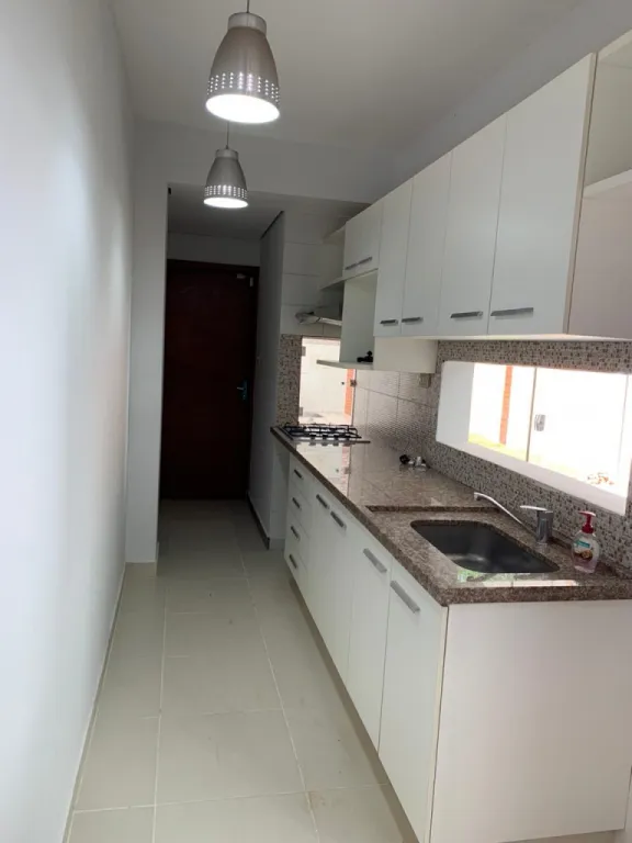 Alquilo Duplex minimalista en barrio ycua saty — foto 3
