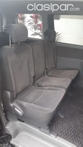 Toyota Voxy 2007 — foto 4