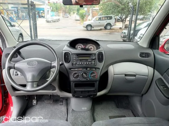 Toyota Funcargo 2001 — foto 7