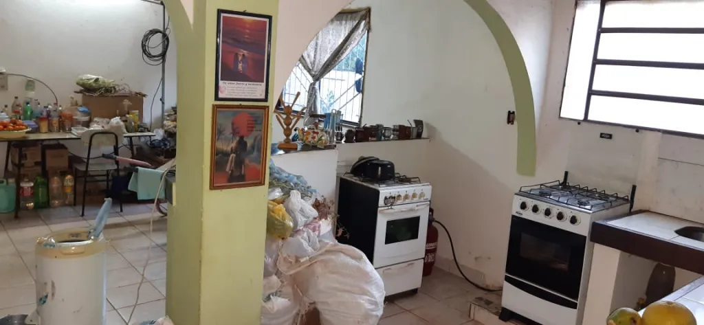 Vendo casa en Ñemby, Superficie 480 mts2, construccion 120 mts2, 03 dormitorios, 01 baño — foto 2