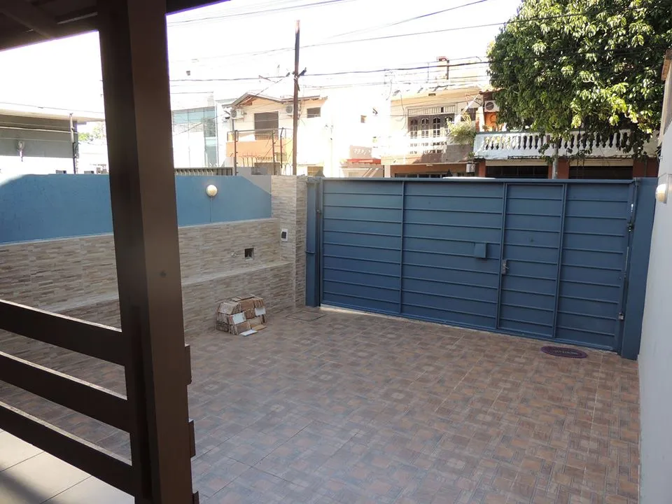 ATENCIÓN BARRIO OBRERO!! SE ALQUILA AMPLIA CASA IDEAL PARA OFICINA — foto 2