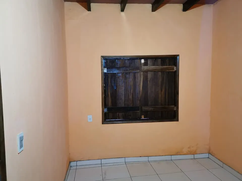 Alquilo Casa en fernando de la mora zona santa teresa y mariscal lopez — foto 2