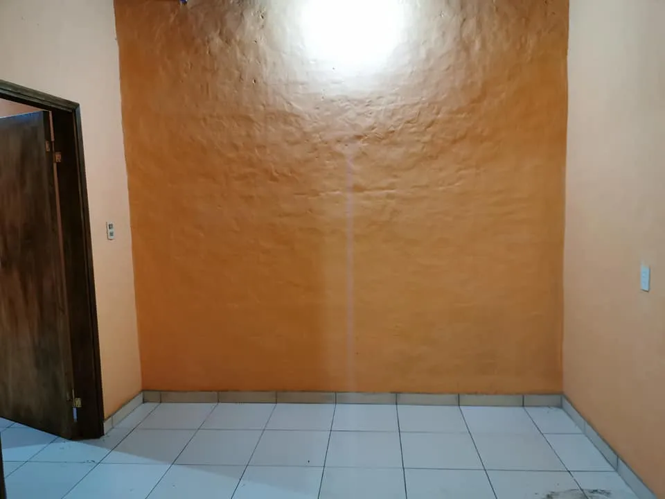 Alquilo Casa en fernando de la mora zona santa teresa y mariscal lopez — foto 3