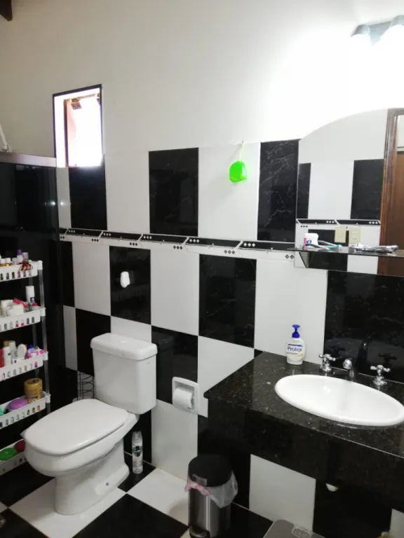 VENDO LINDA CASA EN FDO.ZONA NORTE EN ESQUINA!! EXCELENTE UBICACIÓN!! — foto 2
