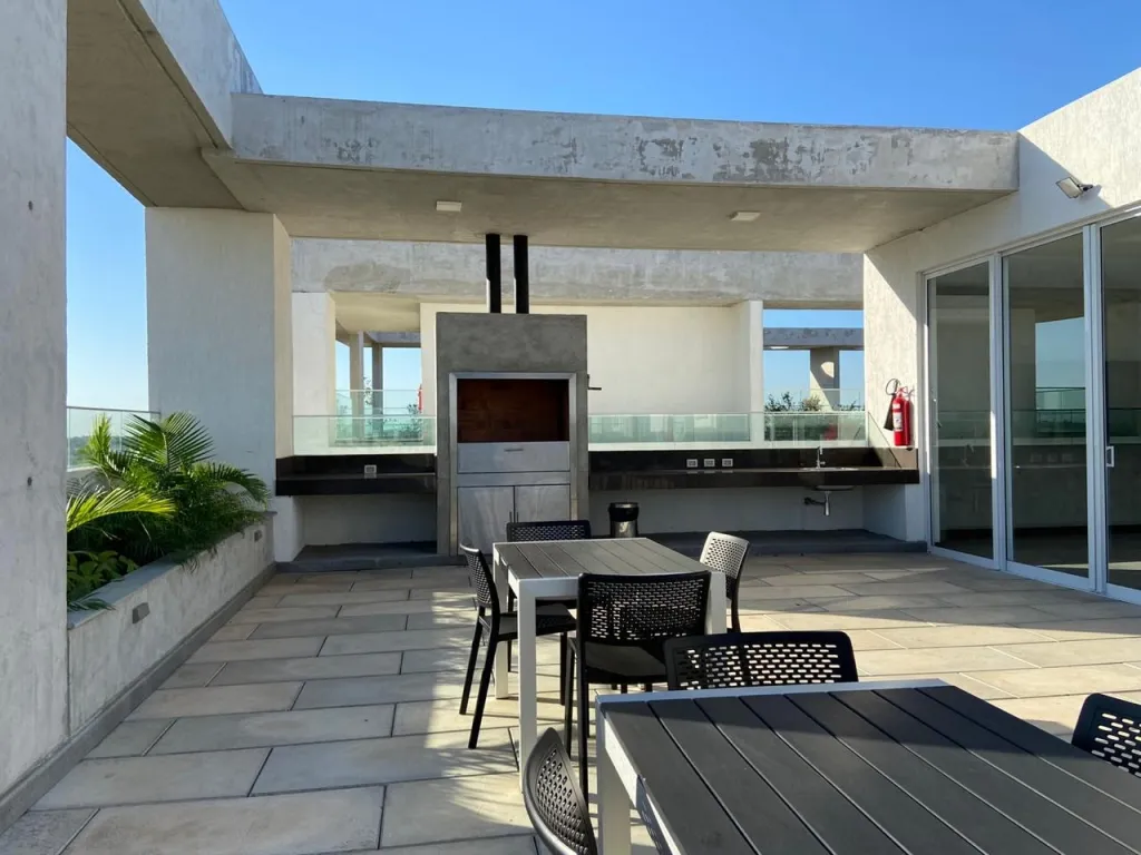 VENDO DEPARTAMENTOS EN EDIFICIO ALTA MIRA EN YCUA SATI — foto 2