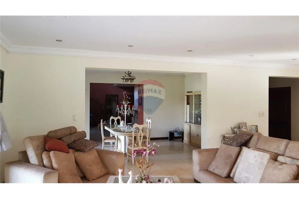 HERMOSA RESIDENCIA — foto 3