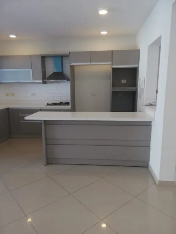 VENDO HERMOSO DUPLEX EN FDO ZONA NORTE!! CON PISCINA!! — foto 3
