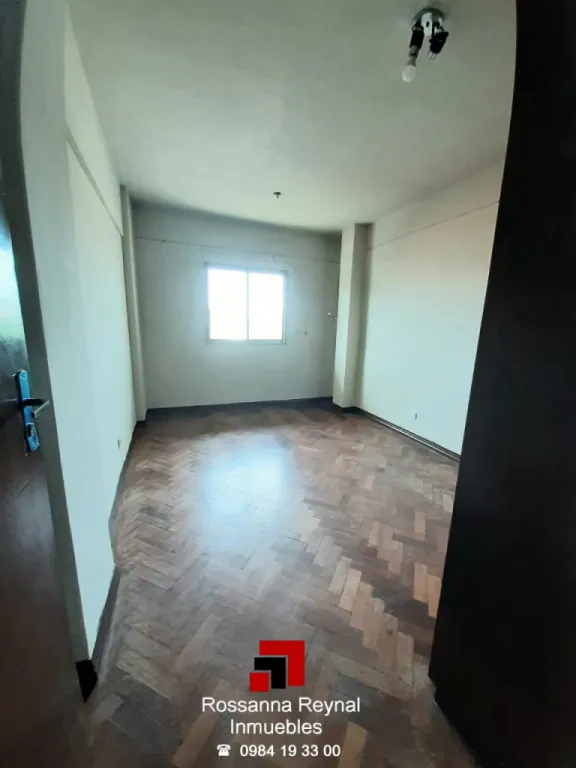 VENDO DEPARTAMENTO. DE 2 DORMITORIOS EN EL CENTRO S GRAL. DÍAZ Y MONTEVIDEO!!! — foto 3