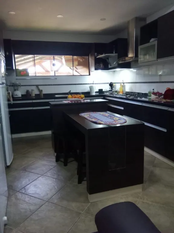 VENDEMOS CASA EN ENCARNACIÓN — foto 3