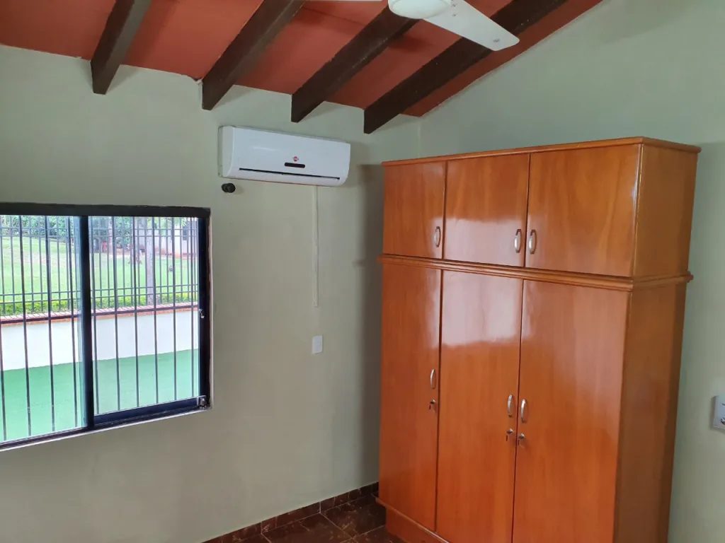 VENDO Hermosa Casa, Zona AREGUA! Pindolo (Ruta Capiatá - Areguá) - — foto 3