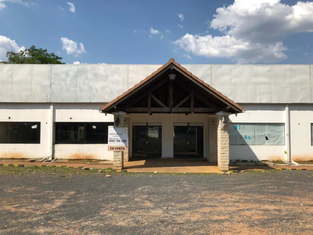 EN VENTA PROPIEDAD EN BARRIO MBURICAO — foto 2