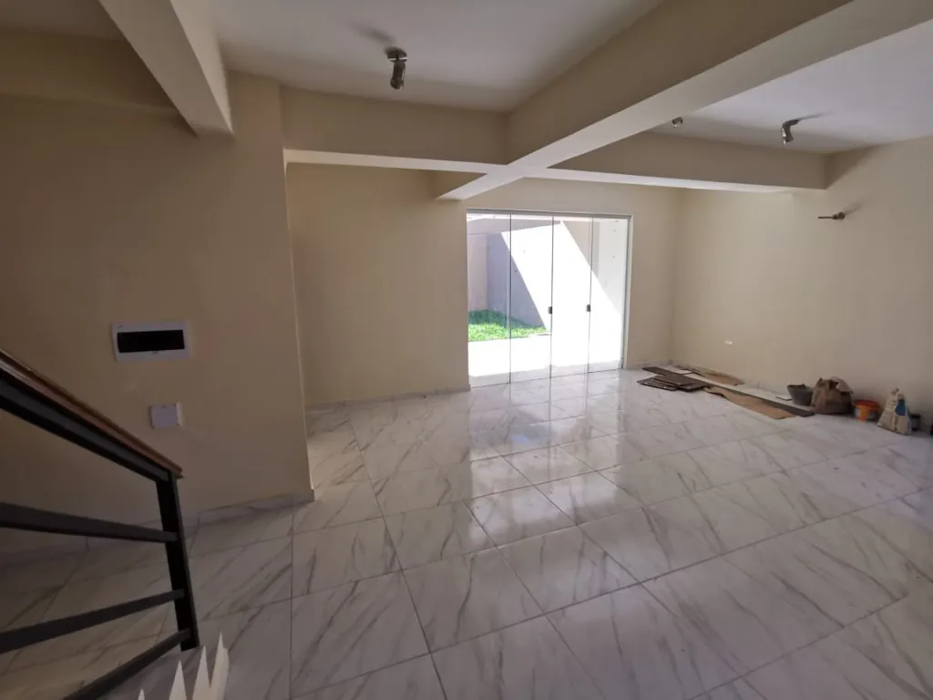 BO. MCAL. ESTIGARRIBIA: ELEGANTE DÚPLEX A ESTRENAR, 3 SUITES, MUY CONFORTABLE, 6.500.000GS — foto 3