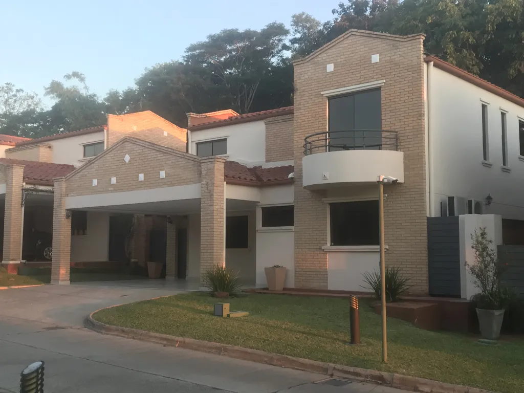 CASA EN CONDOMINIO BOULEVARD BLACONES DE CONFEDERACIÓN — foto 3