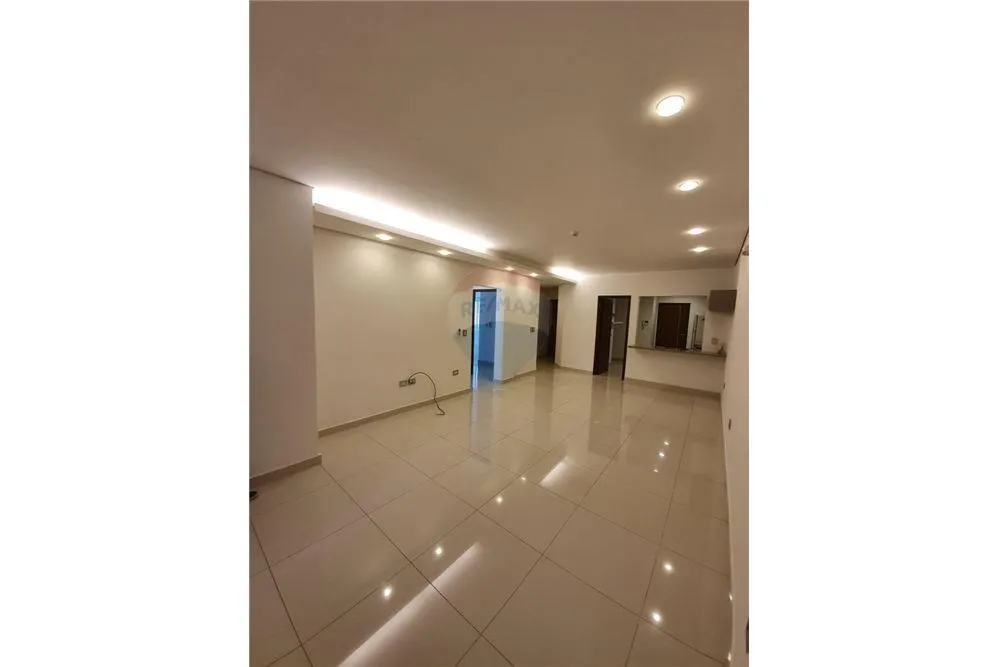 OFERTA AMPLIO Y LUJOSO DPTO DE 2 SUITES Y 2 COCHERAS. — foto 2
