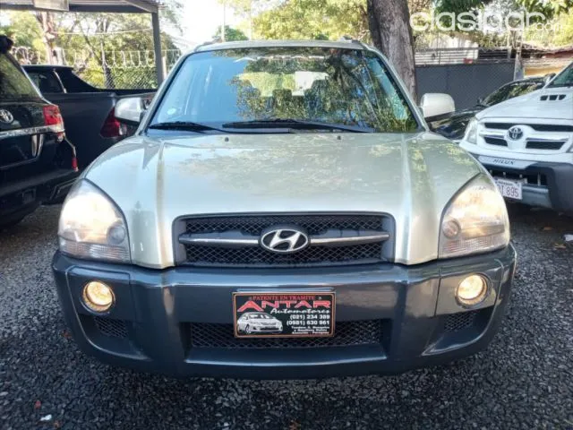 Hyundai Tucson 2005 - foto 2