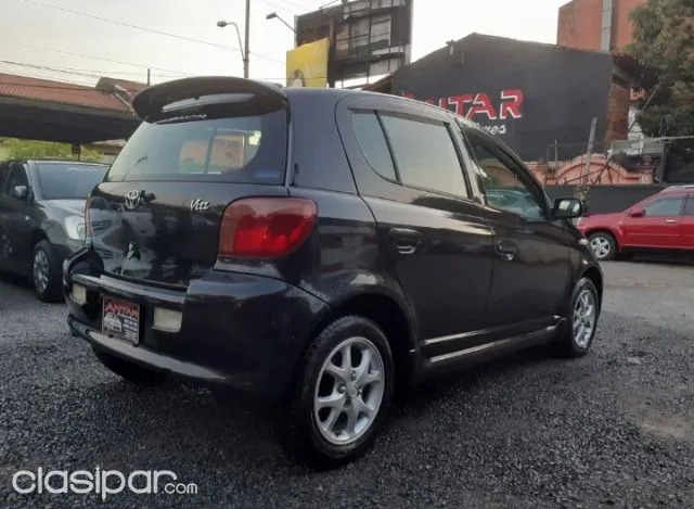 Toyota Vitz 2002 — foto 3