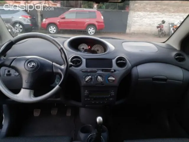Toyota Vitz 2002 — foto 5
