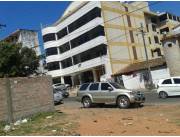 VENDO 1580 M2 SOBRE ASFALTO EN BARRIO SAN VICENTE - ASUNCION