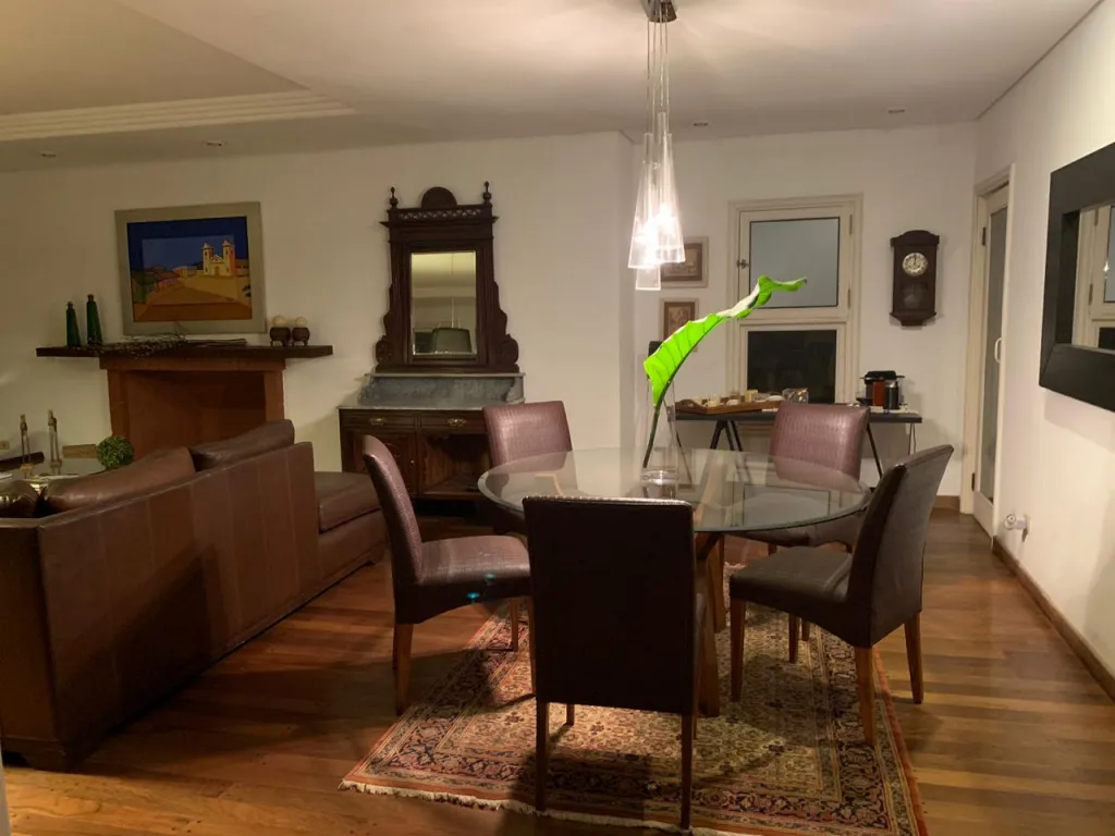 BOTÁNICA I – LOS LAURELES: ELEGANTE RESIDENCIA, SEGURIDAD 24 HS, JARDÍN, PISCINA, 1.400 US — foto 2