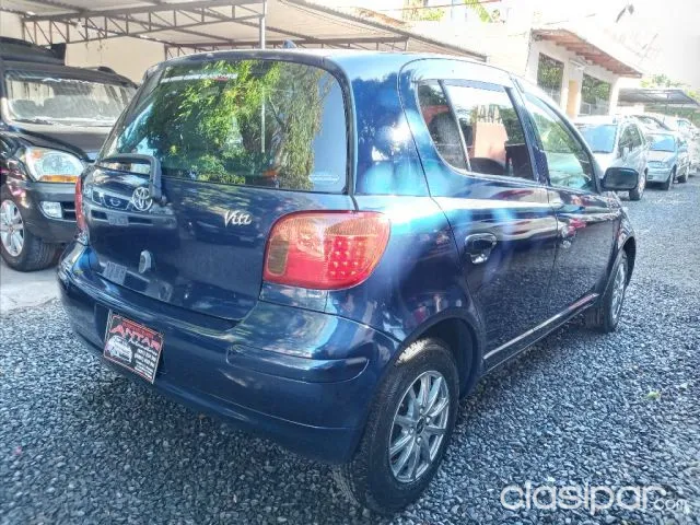 Toyota Vitz 2003 — foto 4