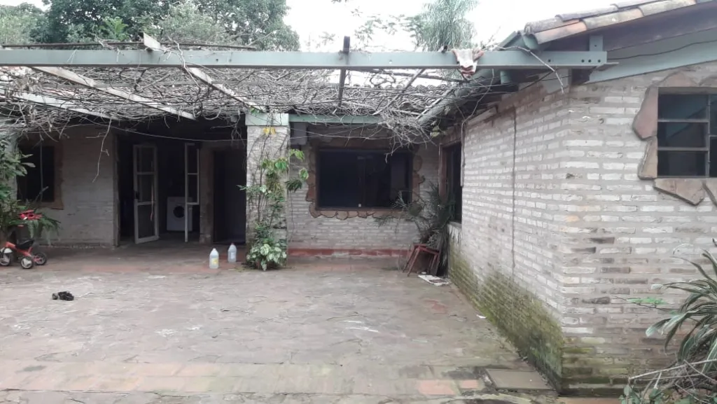 Vendo casa en Caacupé, Barrio San Miguel — foto 3