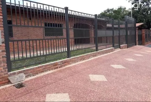 Vendo CASA a ESTRENAR en LUQUE!! — foto 2