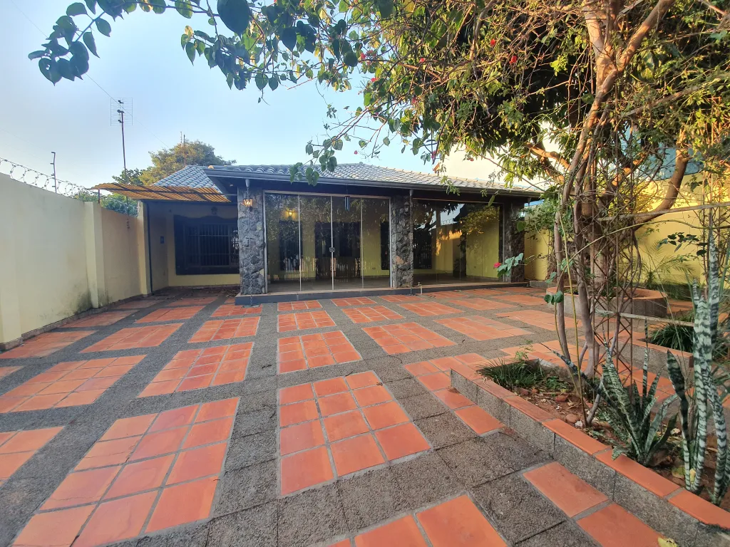 VENDO CASA EN PALMA LOMA - LUQUE — foto 2