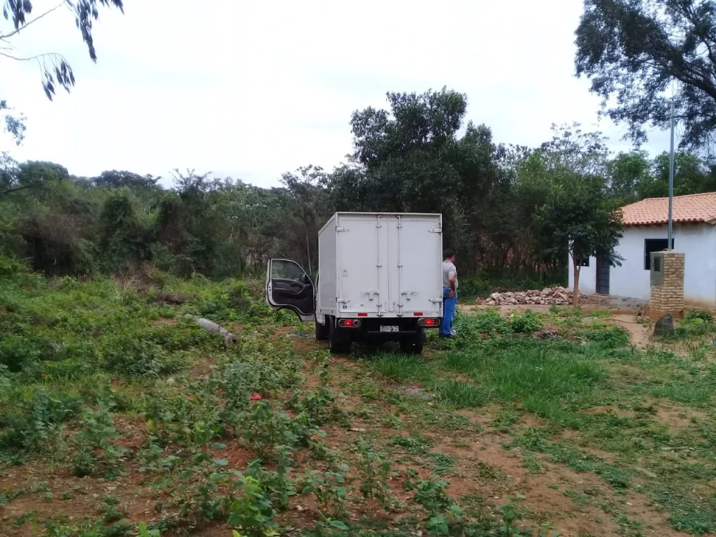 vendo terreno zona luque camino a yukyry — foto 3