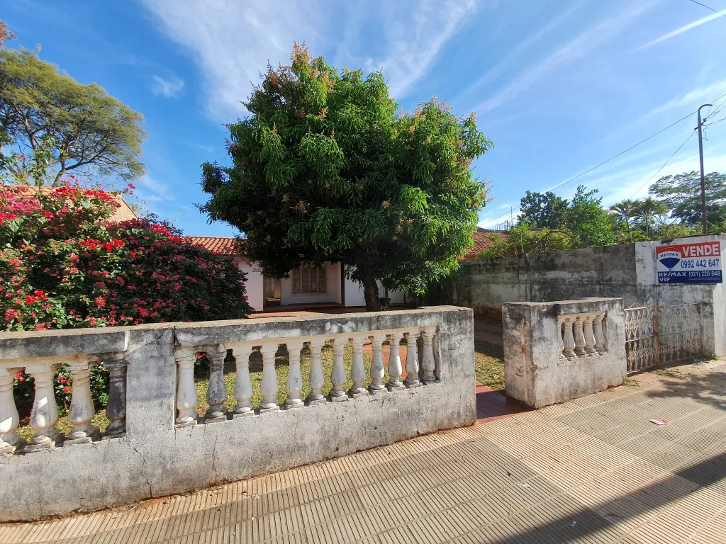 CASA EN OFERTA MARIANO ROQUE ALONSO — foto 3