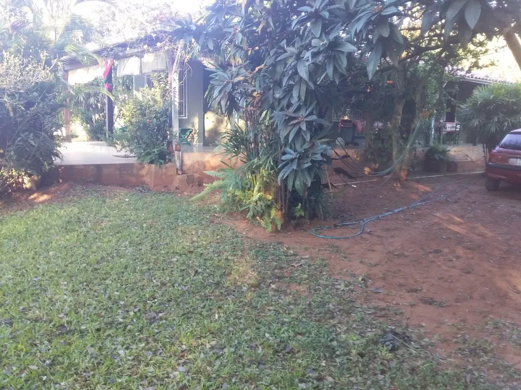 casa quinta en el centro de itacurubí de la cordillera, barrio sta lucia a mts del yhaguy — foto 2